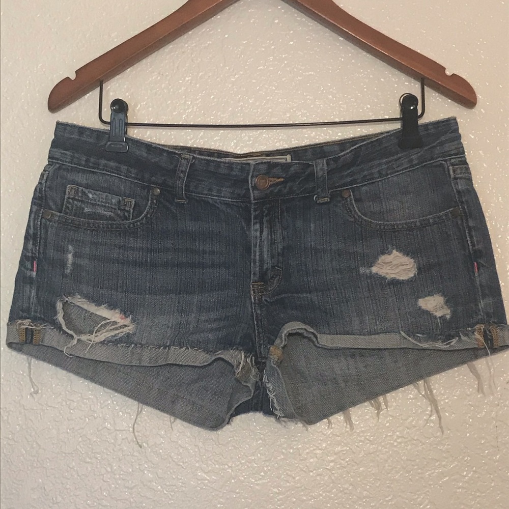Victoria Secret PINK distressed denim shorts